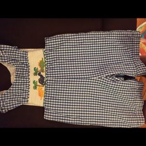 2t Children’s Boutique Smocked Outfit